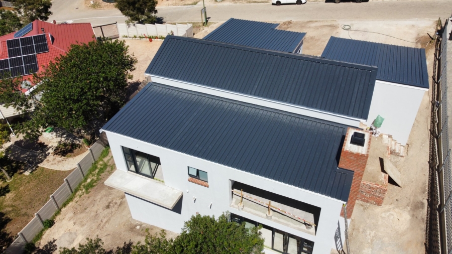 3 Bedroom Property for Sale in Bergsig Western Cape